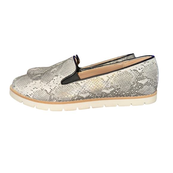 Life Stride Ultra Loafers Women's 8.5 Gray Snake Print Faux Leather Slip On Shoe - Picture 1 of 8
